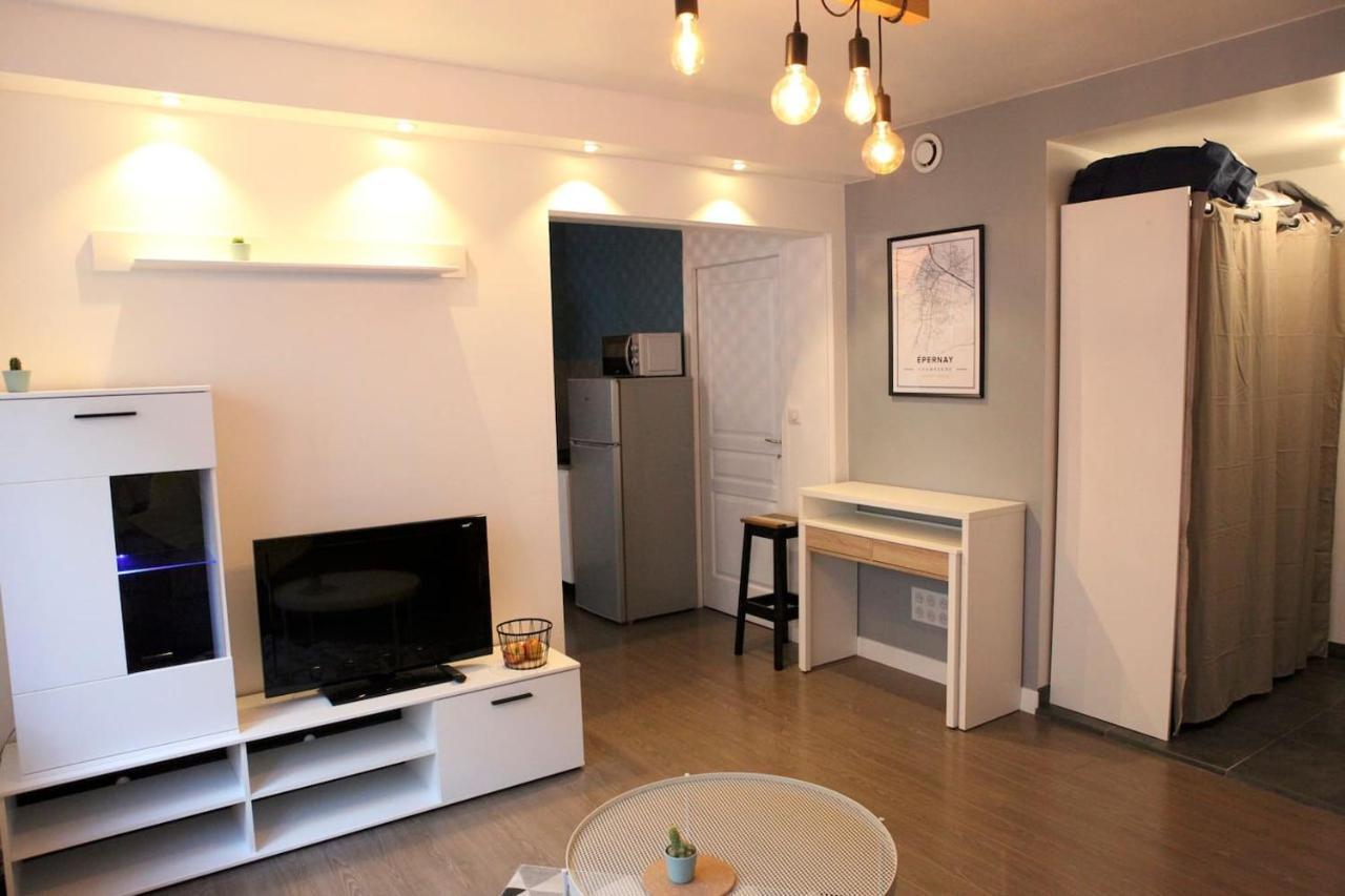 Studio Hyper Centre Ville Epernay - Champagne Экстерьер фото
