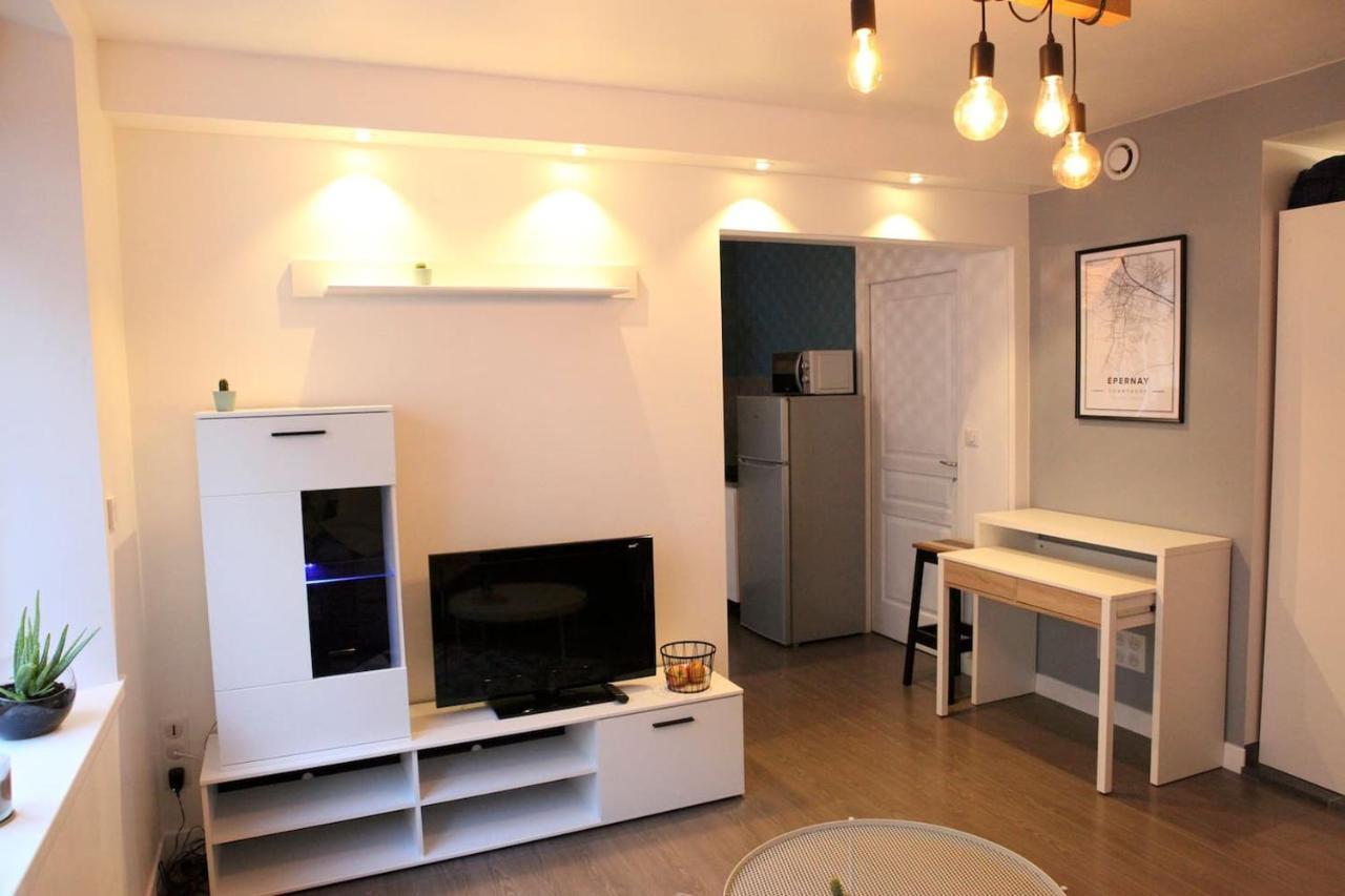 Studio Hyper Centre Ville Epernay - Champagne Экстерьер фото
